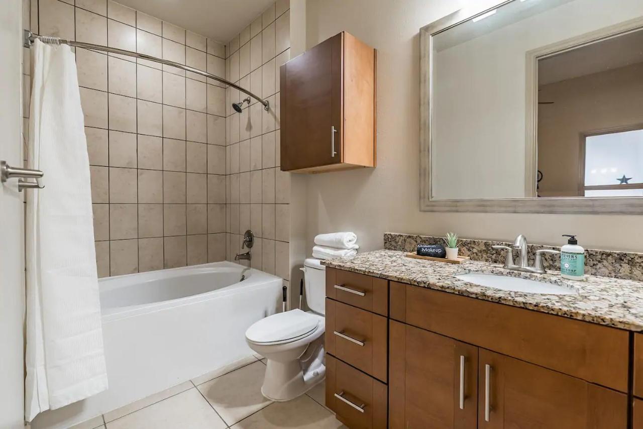 Spacious Flat + Gym + Pool Daire *